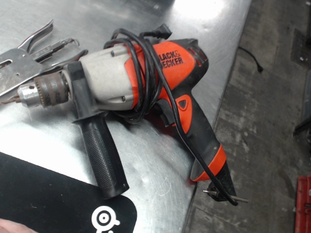 Drill perceuse a fil blackanddecker
