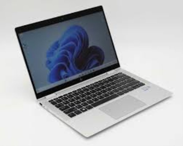 I5-8365u 1.6ghz/8goram/256ssd + ac