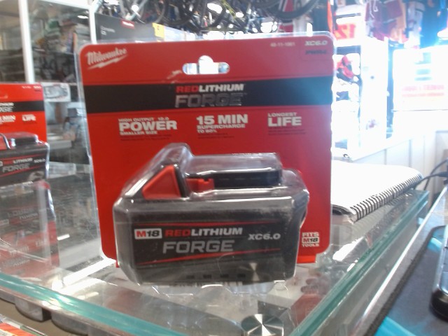 Milwaukee_m18_xc6.0ah forge new