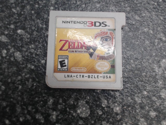 Zelda a link between world