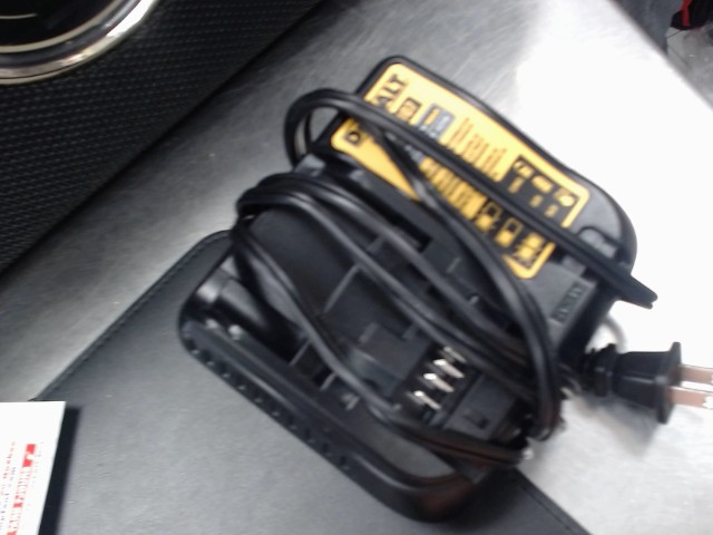 Chargeur a batterie dewalt