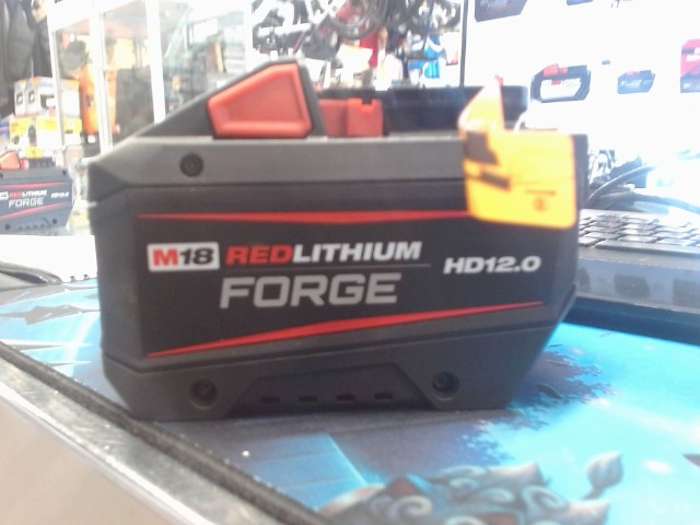 Baterry milwaukee 12.0ah forge new no b