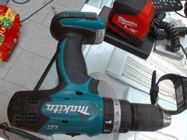 Drill makita