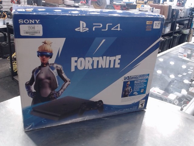 Console ps4 slim + acc/boite/