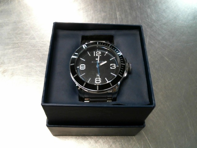 Montre homme tommy hilfiger avec boite