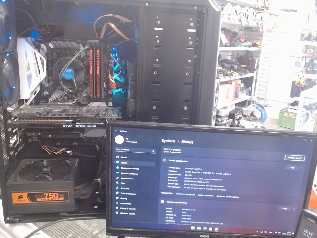 I5 8400 2.8/z370/32gb/gtx980/500gb/dvdbr