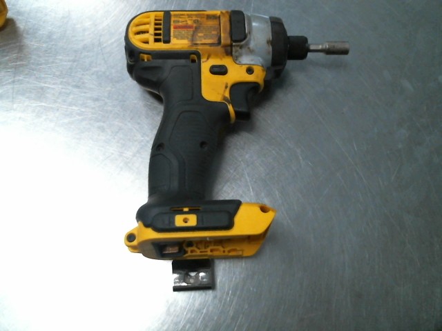 Impact driver dewalt