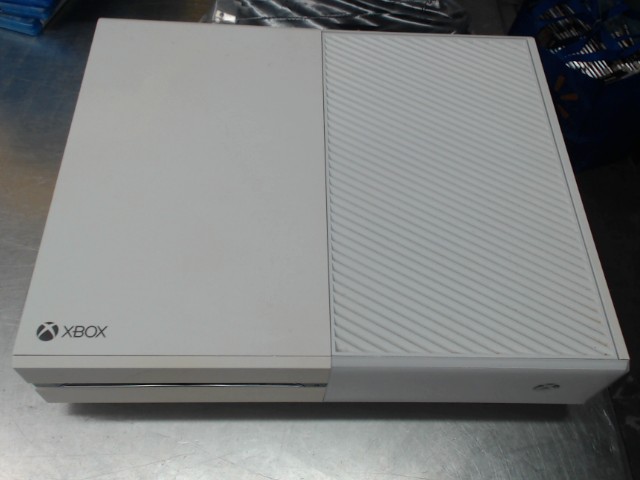 Xbox one blanche avec manette et fils