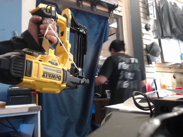 Grousse cloueusse 9 gage