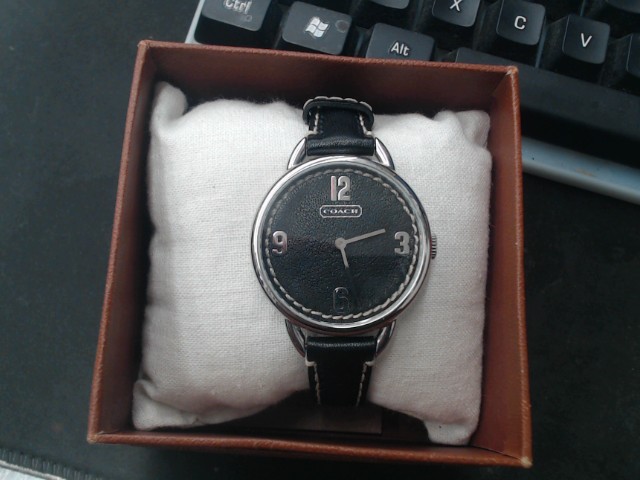 Montre coach face noir strap noir