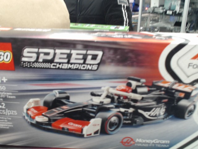 Speed champions moneygram haas f1 team