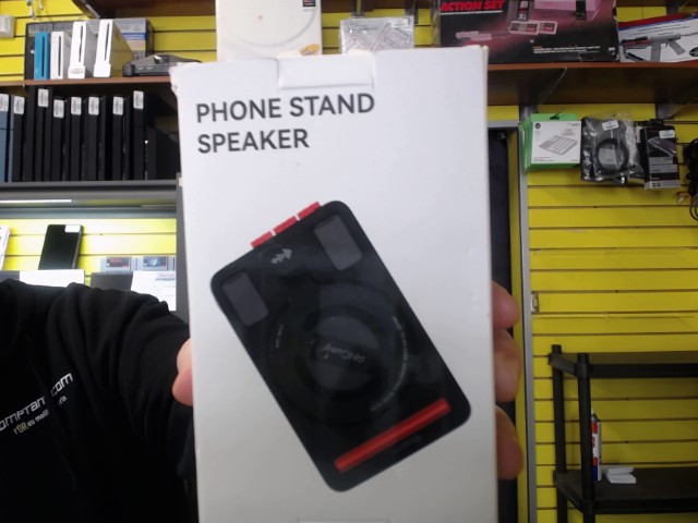 Support pour cellulaire avec speaker