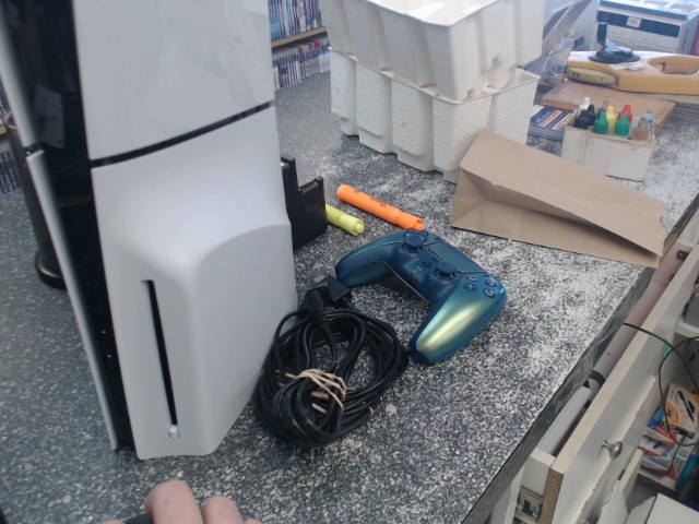 Playstation 5 slim avec acc+man