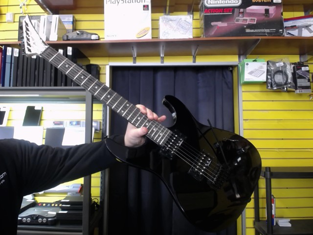 Guitare �lectrique comme neuve