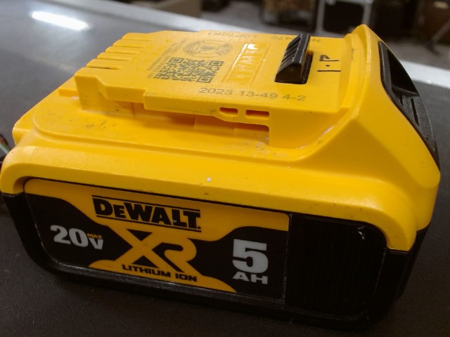 Dewalt battery 20v 5ah (2023)