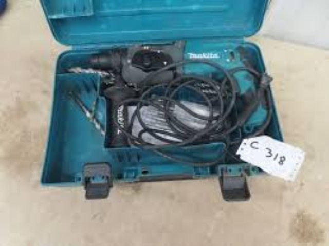 Rotary hammer makita in case