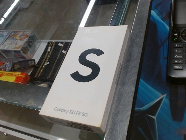 Samsung s21 fe 6g+boite