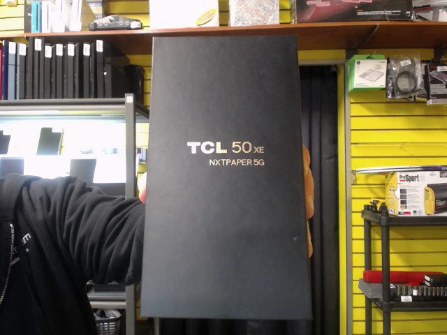 Cellulaire 128gb dans boite comme neuf