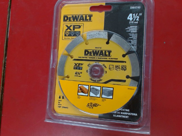 Lame diamant� segment� 4 1/2po neuf/new