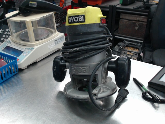 Ryobi router