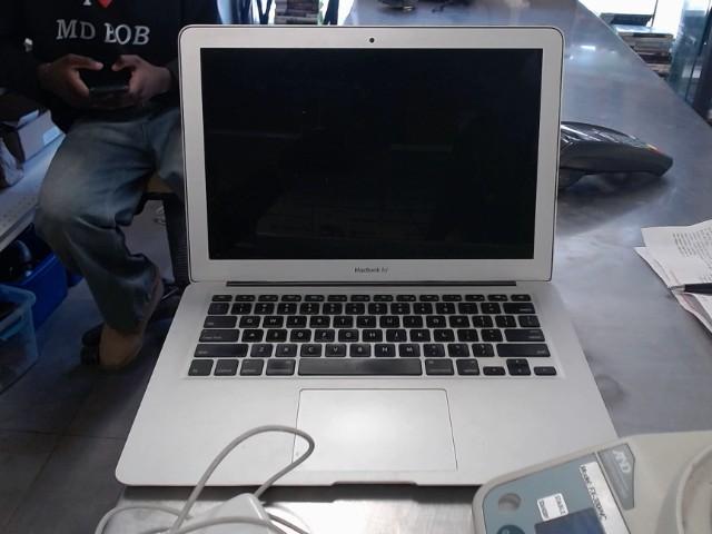 Macbook air with charger 2014
