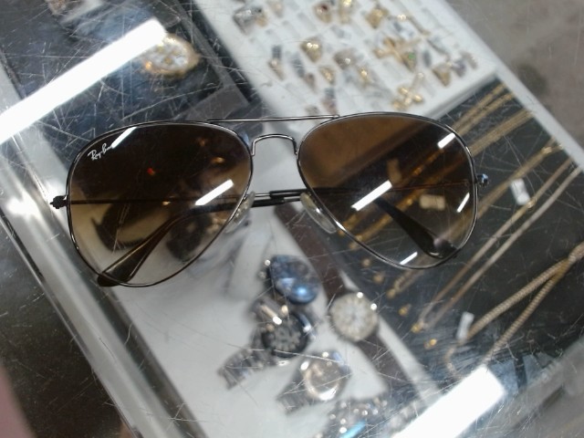Lunettes rayban aviator