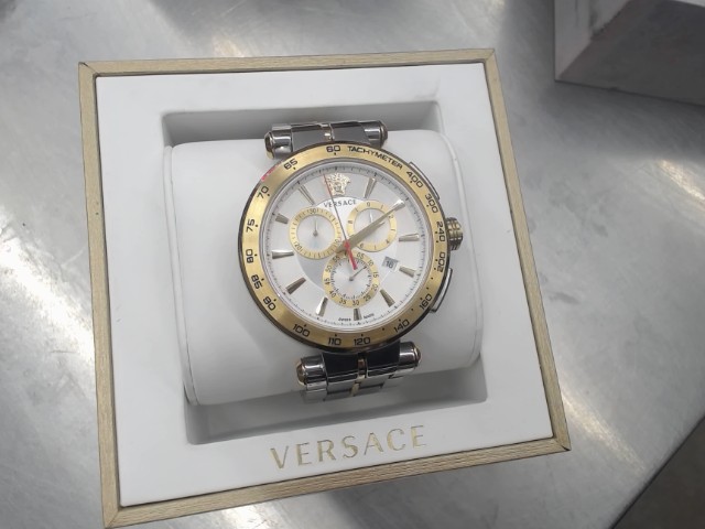 Montre vesace argent or chronograph