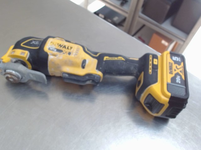 Outils occillant dewalt av batterie