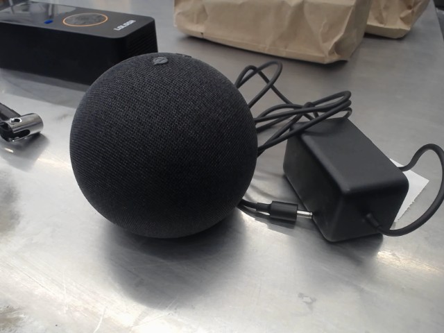 Amazon echo dot max noir