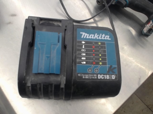 Chargeur makita