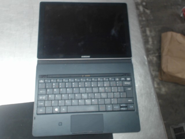 Samsung tabspro avec case et clavier