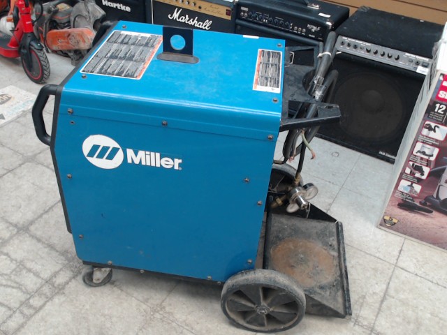 Soudeuse miller syncrowave 200