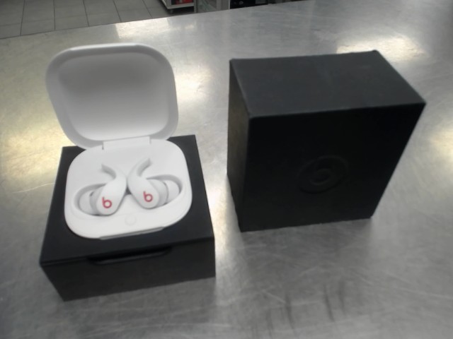 Ecouteur beats fit pro