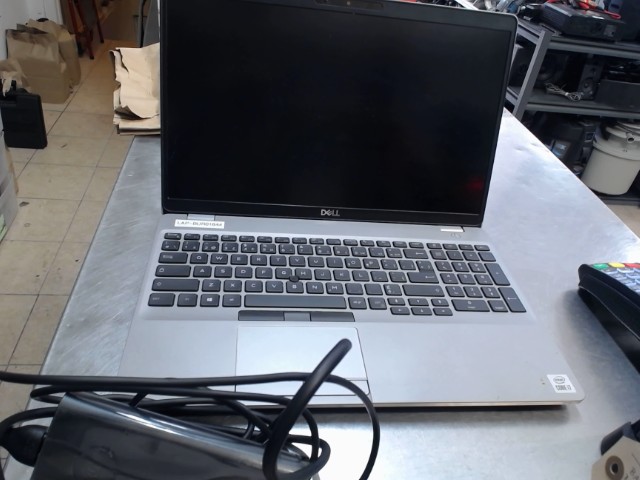 I7-10th/32gram/512gssd+charg