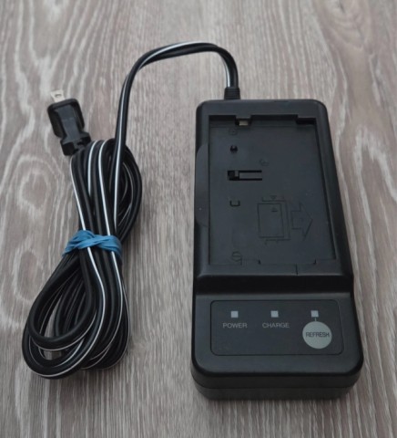 Chargeur de batterie hitachi 6volt