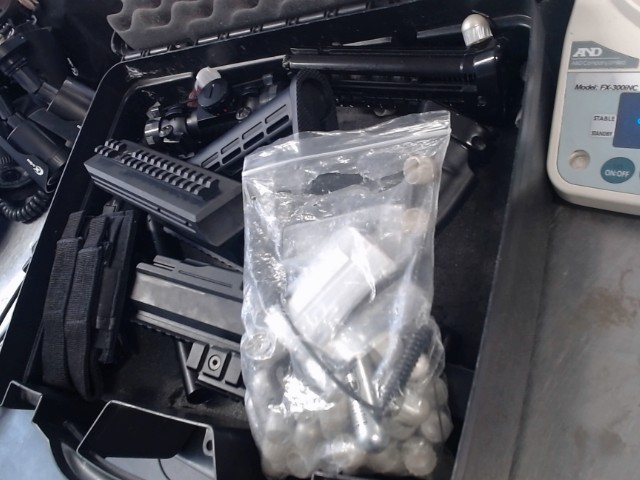 Airsoft gun+case+attachements