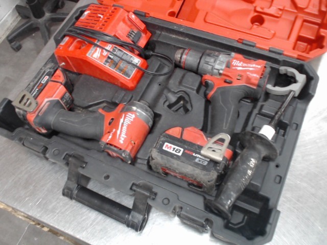 Kit impact/drill 20v+2batt+chrg dscase
