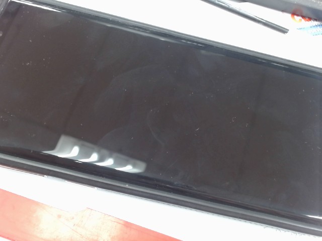 Telephone noire avec caisse et stylet