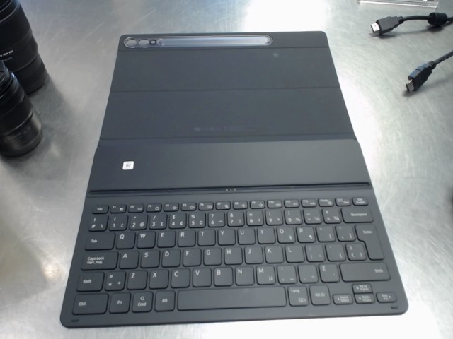 Case avec clavier pour tablette