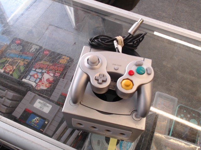 Nintendo gamecube wires+ orig.a+ control