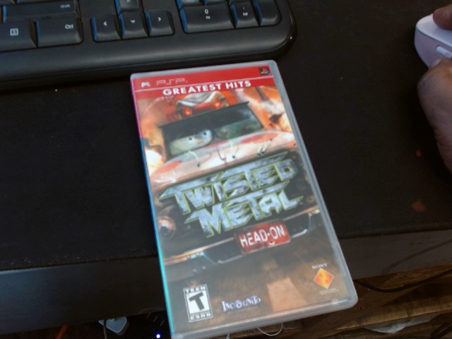 Twisted metal head-on