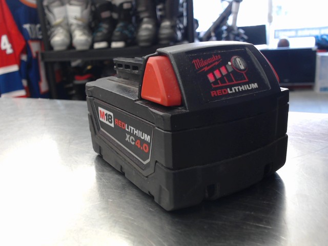 Batterie 4.0ah comme neuf