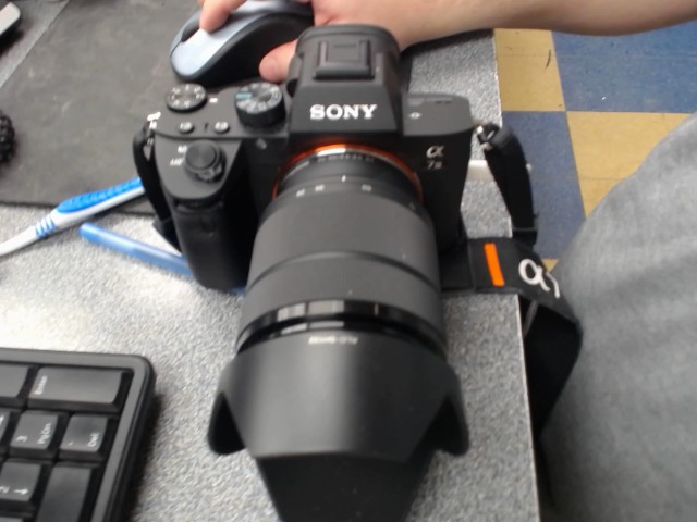 Camera sony avec lens et strap