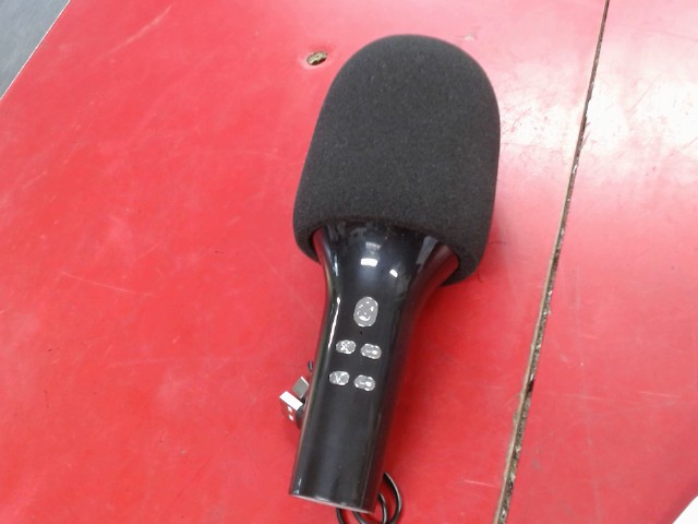 Micro bluetooth karaoke