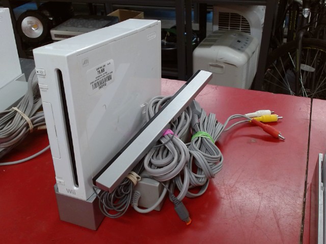Console nintendo wii+power+fils