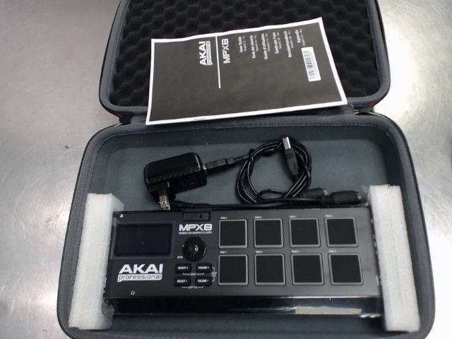 Compact sample pad controller mpx8 akai