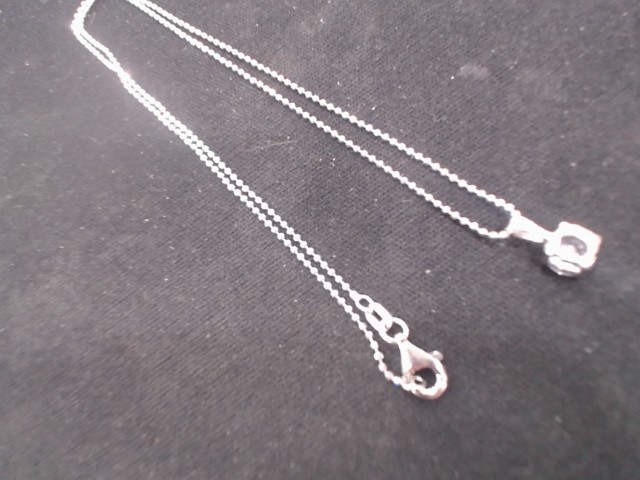 Chainette avec poendentif 9.25