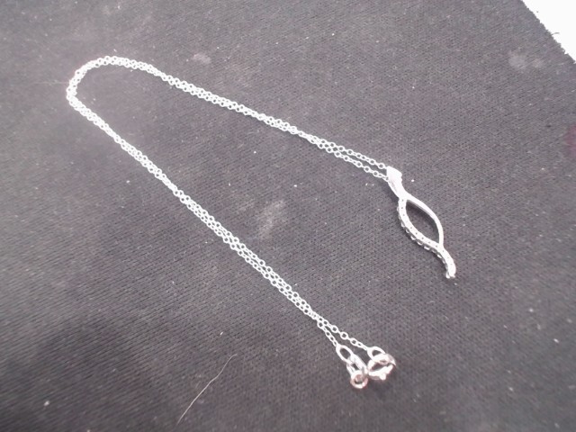 Chainette avec pendentif
