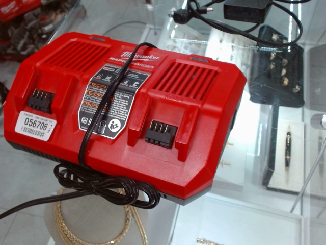 Chargeur milwaukee dual speed charger