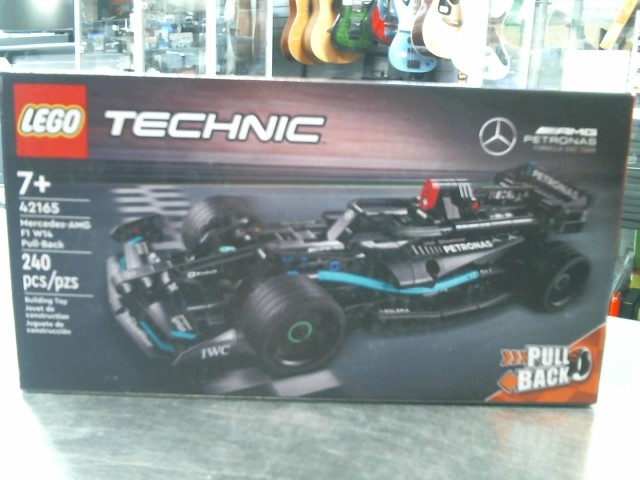 Mercedes-amg f1 w14 pull back noir